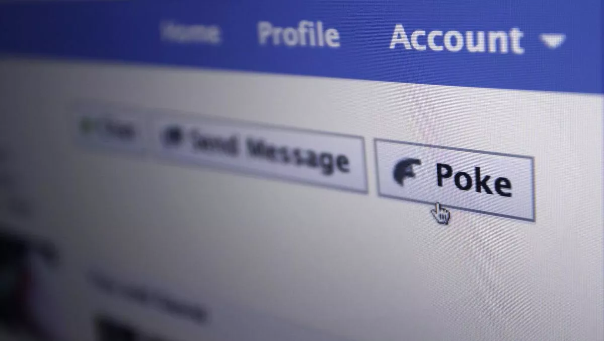Facebook Reintroduces Pokes